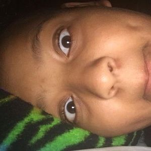 Meet your Posher, Elijah